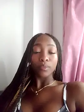 Nicole Colette  online show from 03/03/25, 10:31