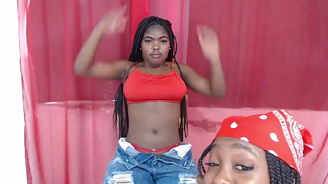 Nicole Colette  online show from 03/19/25, 06:23