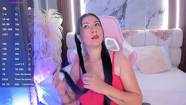 Snapshot of katya_nt chatting on 06/25/26, 04:43 katya nt online show from 06/25/26, 04:43