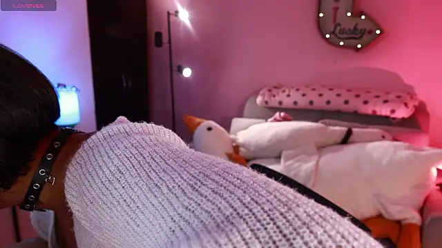 Snapshot of srtaliz chatting on 02/23/26, 02:50 srtaliz online show from 02/23/26, 02:50