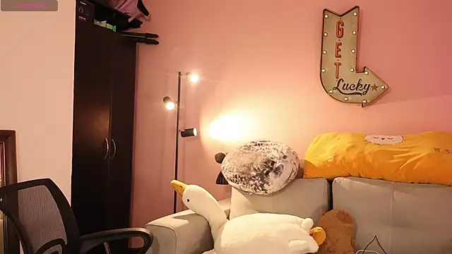 srtaliz online show from 11/18/25, 03:15