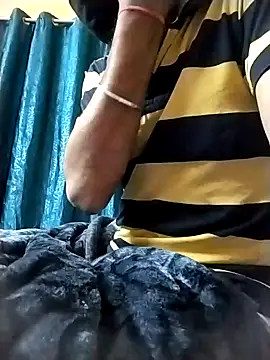 Snapshot of ALWAYSHORNYDADDY chatting on 01/20/25, 07:35 ALWAYSHORNYDADDY online show from 01/20/25, 07:35