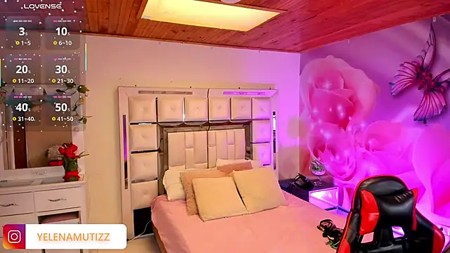 Yelena mutiz online show from 11/14/25, 01:04