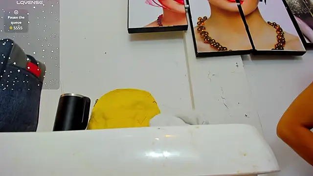 Snapshot of andeerr_ chatting on 09/30/25, 07:31 andeerr  online show from 09/30/25, 07:31