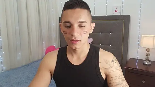 Snapshot of andeerr_ chatting on 03/12/25, 08:41 andeerr  online show from 03/12/25, 08:41