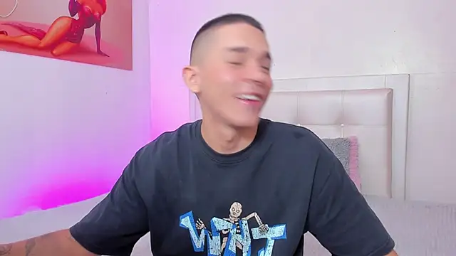 Snapshot of andeerr_ chatting on 01/03/25, 07:29 andeerr  online show from 01/03/25, 07:29