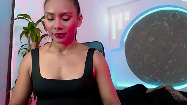 Tatianabr 01 online show from 01/11/26, 02:07