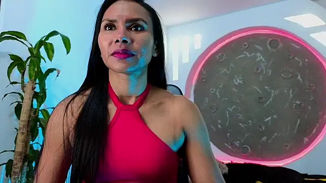 Tatianabr 01 online show from 12/19/25, 08:33