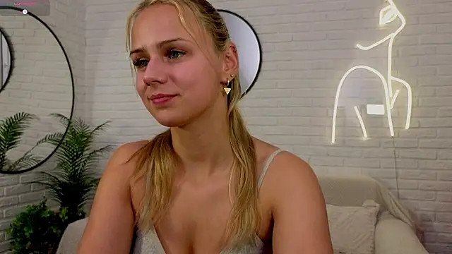 Wendy D0ll online show from 03/31/26, 09:06