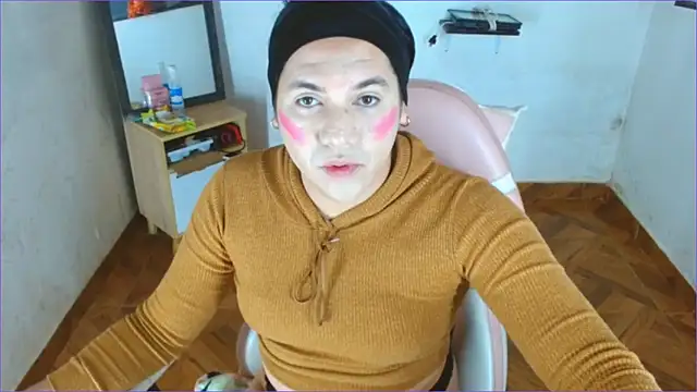 Geisha Seniers online show from 09/19/25, 10:52