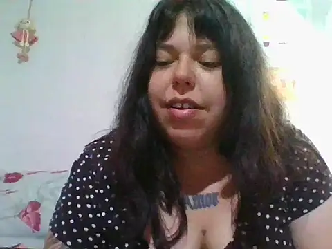 scarletttlove online show from 04/18/26, 01:19