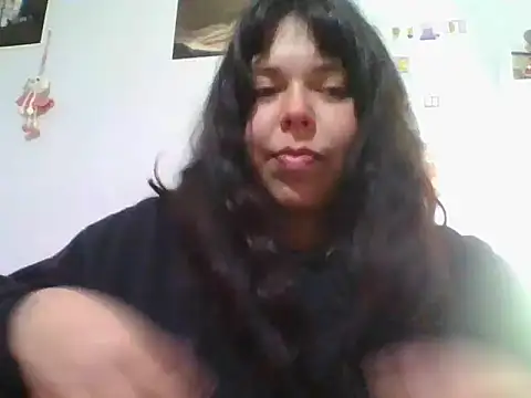 scarletttlove online show from 07/05/26, 01:54