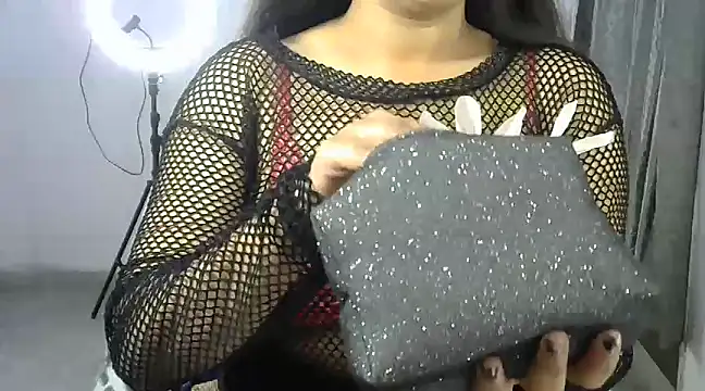 Hazel Doll9 online show from 03/05/25, 03:07