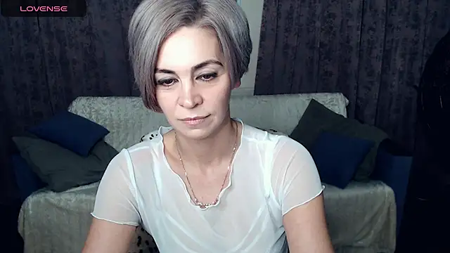 Snapshot of Blonde_lola444 chatting on 12/12/24, 08:32 Blonde lola444 online show from 12/12/24, 08:32