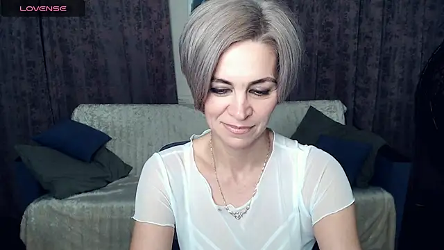 Snapshot of Blonde_lola444 chatting on 12/14/24, 03:06 Blonde lola444 online show from 12/14/24, 03:06