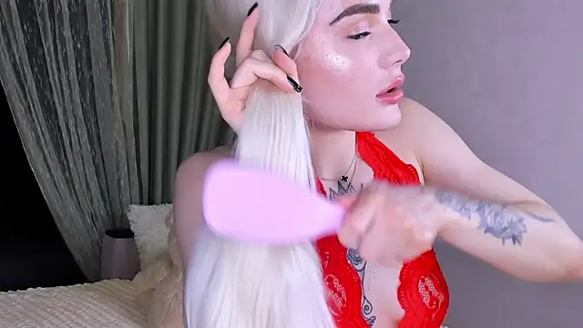 Snapshot of Sweeet_Barbie chatting on 06/09/26, 03:46 Sweeet Barbie online show from 06/09/26, 03:46