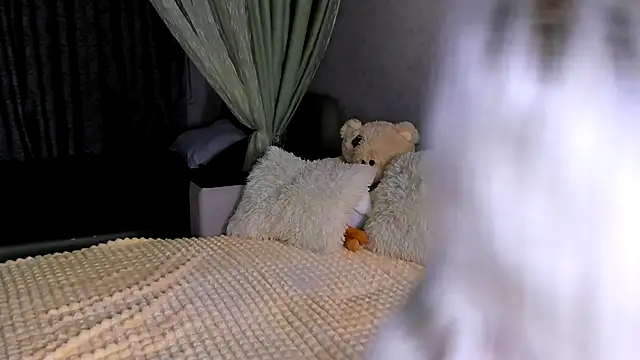 Sweeet Barbie online show from 11/16/25, 05:39