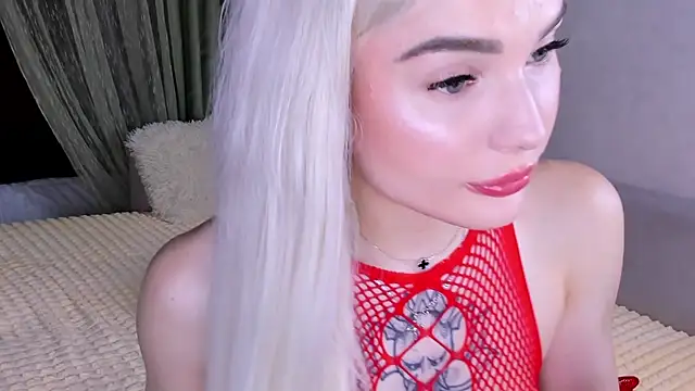 Snapshot of Sweeet_Barbie chatting on 05/07/26, 07:39 Sweeet Barbie online show from 05/07/26, 07:39
