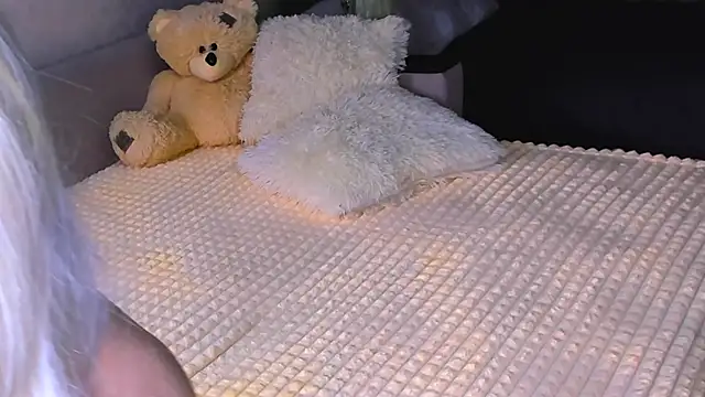 Sweeet Barbie online show from 11/06/25, 04:00