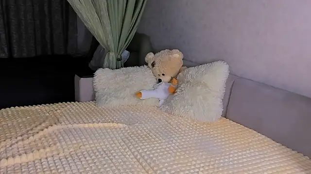 Sweeet Barbie online show from 11/27/25, 04:07