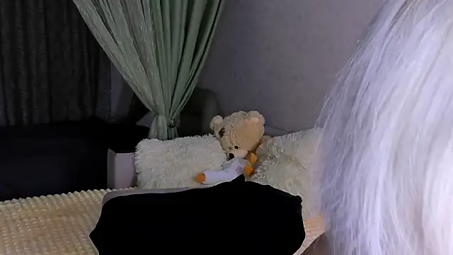 Sweeet Barbie online show from 11/29/25, 03:56