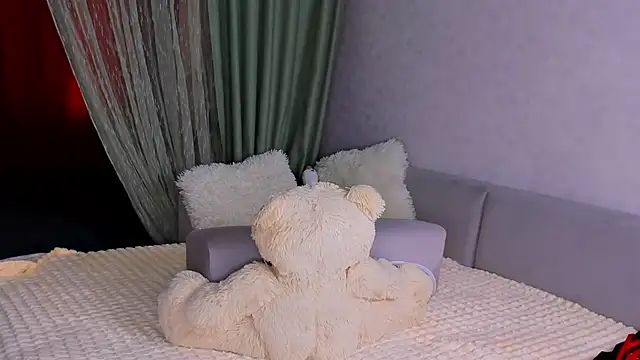 Snapshot of Sweeet_Barbie chatting on 05/10/26, 04:31 Sweeet Barbie online show from 05/10/26, 04:31