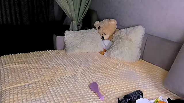 Sweeet Barbie online show from 11/25/25, 03:34