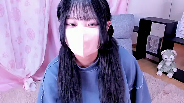 Snapshot of p_RUMiMi chatting on 02/23/25, 09:22 p RUMiMi online show from 02/23/25, 09:22