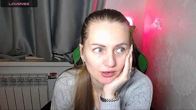 Snapshot of Viola_sweet chatting on 02/28/25, 07:14 Viola sweet online show from 02/28/25, 07:14