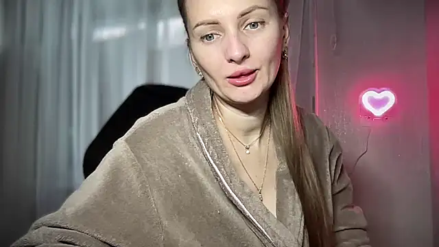 Snapshot of Viola_sweet chatting on 02/18/25, 02:06 Viola sweet online show from 02/18/25, 02:06