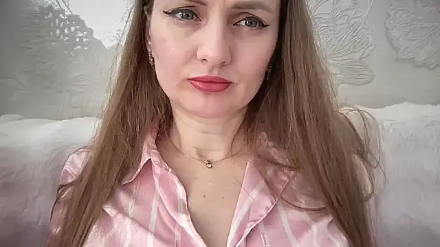 Snapshot of Viola_sweet chatting on 03/01/26, 12:16 Viola sweet online show from 03/01/26, 12:16