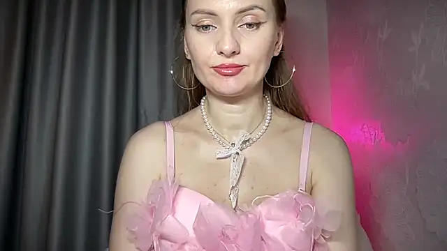 Viola sweet online show from 11/26/25, 07:47