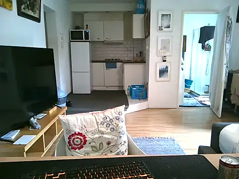mihaimichael online show from 04/18/26, 10:17