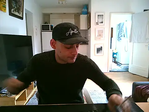 mihaimichael online show from 05/04/26, 08:28