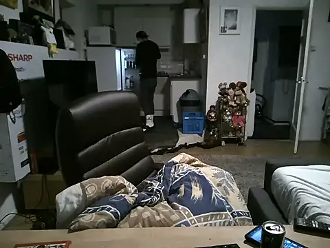 Snapshot of mihaimichael chatting on 01/07/26, 07:35 mihaimichael online show from 01/07/26, 07:35