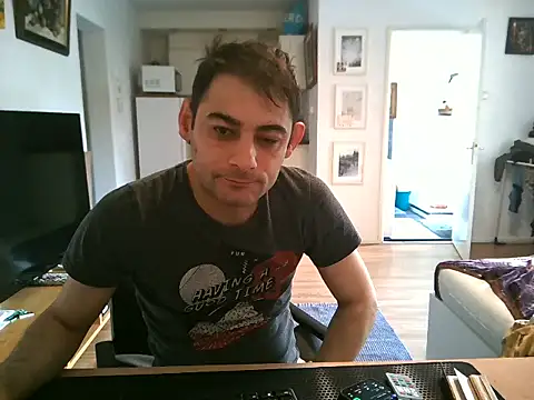 mihaimichael online show from 06/16/26, 01:11