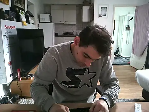 Snapshot of mihaimichael chatting on 01/19/26, 10:52 mihaimichael online show from 01/19/26, 10:52