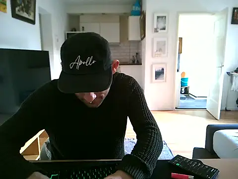 mihaimichael online show from 04/24/26, 07:43