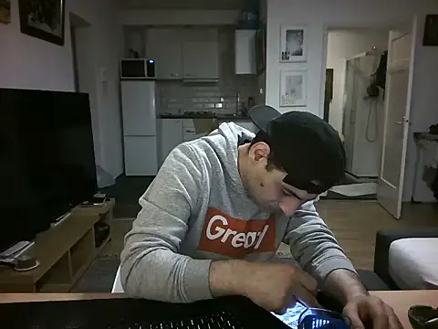 mihaimichael online show from 04/24/26, 07:49