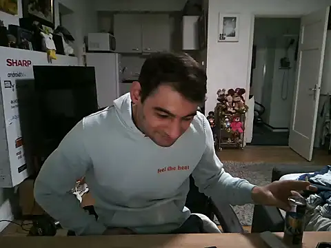 Snapshot of mihaimichael chatting on 01/09/26, 02:57 mihaimichael online show from 01/09/26, 02:57