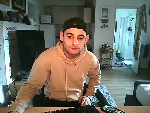 mihaimichael online show from 11/26/25, 02:17