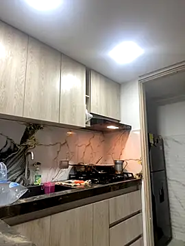 Herem369 online show from 10/29/25, 10:09