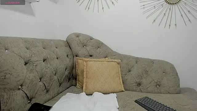 Miah BigBoobs online show from 10/22/25, 12:04