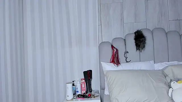 mileyerikson online show from 09/25/25, 01:00