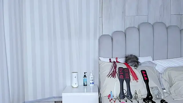 mileyerikson online show from 09/26/25, 01:34