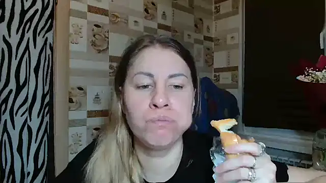 TherestlessKitty online show from 02/21/26, 10:12