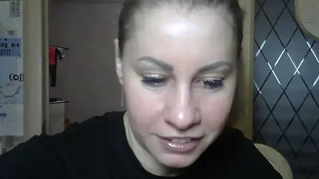 TherestlessKitty online show from 03/06/25, 06:52