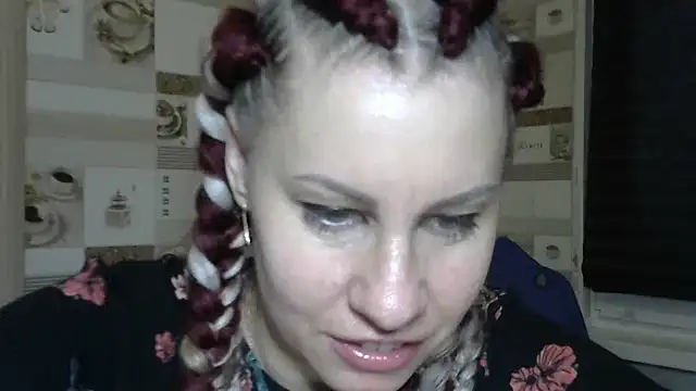 TherestlessKitty online show from 10/13/25, 10:39