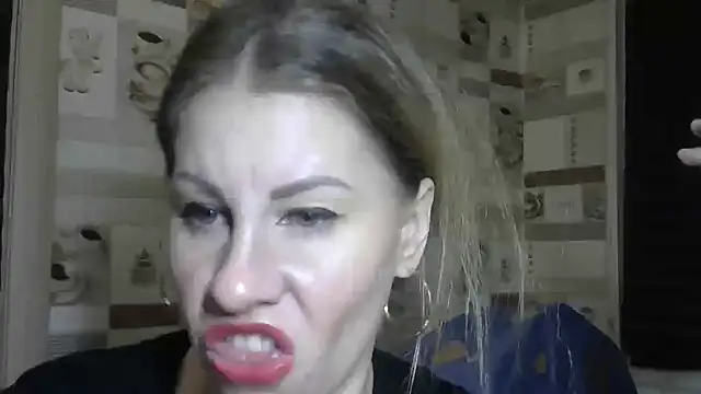 TherestlessKitty online show from 10/31/25, 02:24