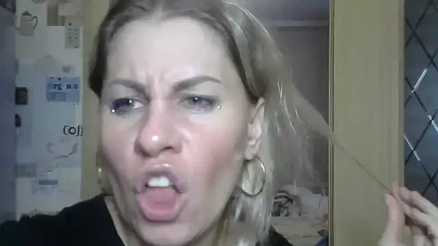 TherestlessKitty online show from 02/21/25, 12:17